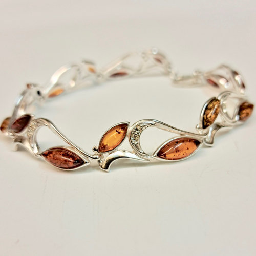 Click to view detail for HWG-2321 Bracelet, Rum Amber and Sterling SIlver Florentine $95